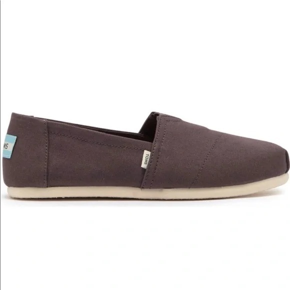 Tom’s slip on gray canvas shoes Size 6.5 - Picture 2 of 6